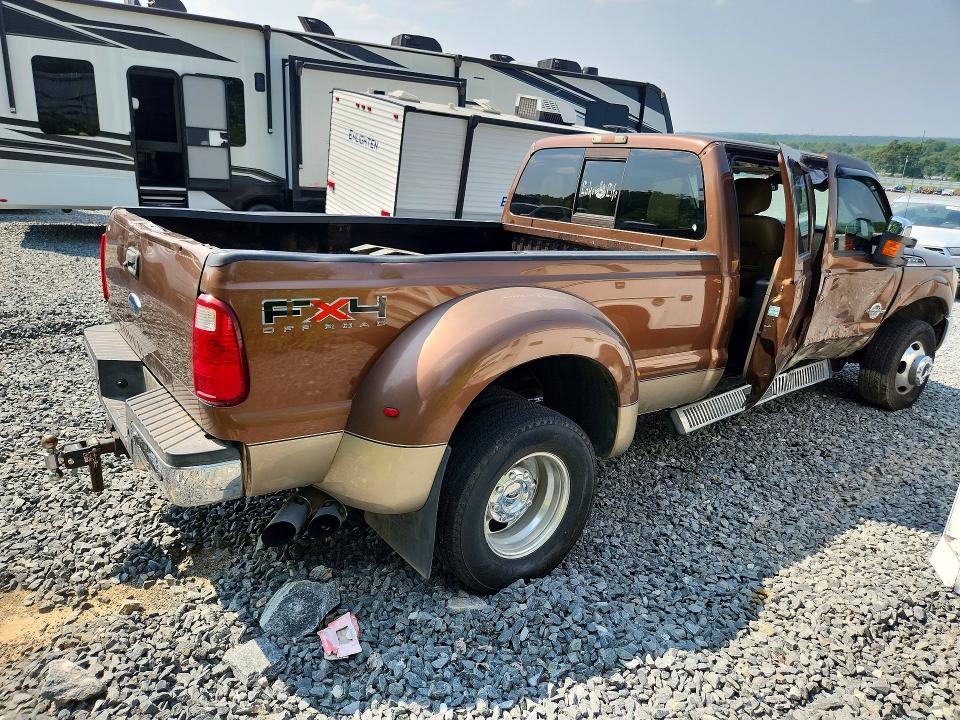 62854216 :رقم المزاد ، 1FT8W3DT8BEB12302 vin ، 2011 Ford F350 مزاد بيع
