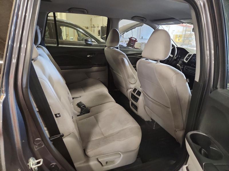 61447626 :رقم المزاد ، 5FNYF6H36JB022767 vin ، 2018 Honda Pilot مزاد بيع