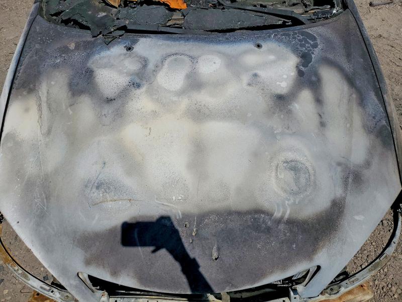 61173866 :رقم المزاد ، JTDBE32K320127581 vin ، 2002 Toyota Camry مزاد بيع