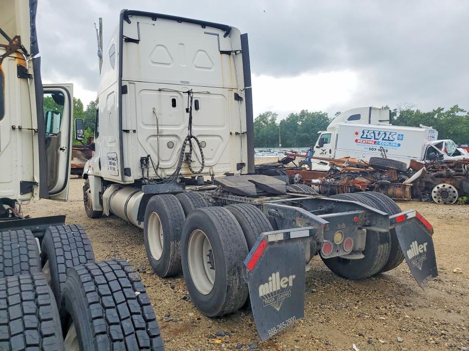 Продажа на аукционе авто 2020 Freightliner Cascadia 125, vin: 3AKJGLDR2LDLU5593, номер лота: 60582616