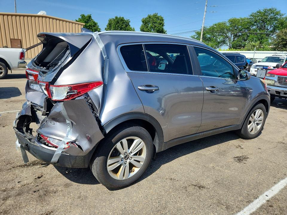 Продажа на аукционе авто 2018 Kia Sportage, vin: KNDPMCAC8J7379075, номер лота: 85791285