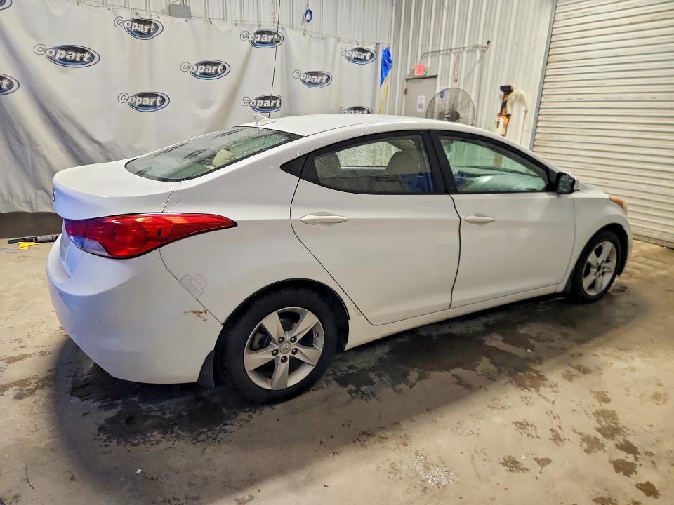 61587436 :رقم المزاد ، 5NPDH4AEXDH277629 vin ، 2013 Hyundai Elantra مزاد بيع