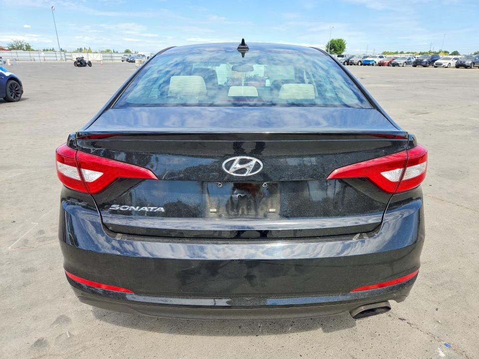 2017 Hyundai Sonata მანქანა იყიდება აუქციონზე, vin: 5NPE24AF3HH563570, აუქციონის ნომერი: 62146066