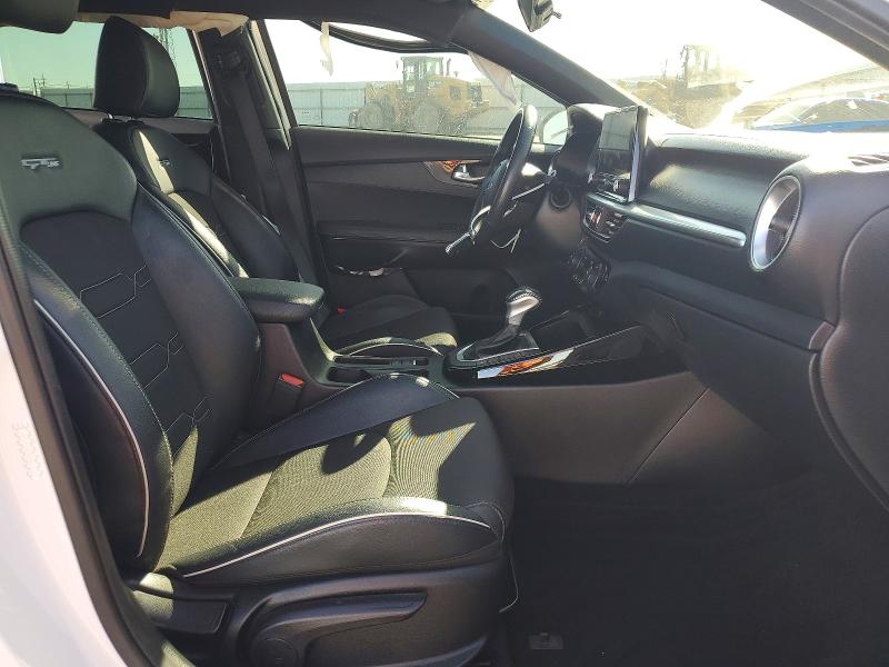 2022 Kia Forte მანქანა იყიდება აუქციონზე, vin: 3KPF54AD7NE429218, აუქციონის ნომერი: 60041776