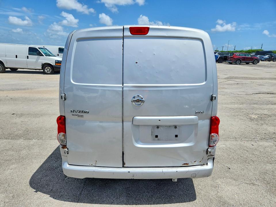 59974106 :رقم المزاد ، 3N6CM0KNXFK731365 vin ، 2015 Nissan Nv200 مزاد بيع