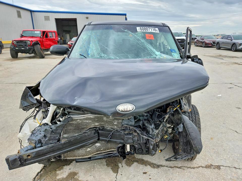 2014 Kia Soul მანქანა იყიდება აუქციონზე, vin: KNDJN2A26E7106260, აუქციონის ნომერი: 60807116