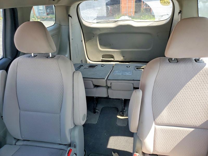 Продаж на аукціоні авто 2017 Kia Sedona, vin: KNDMA5C12H6270730, номер лоту: 60453856