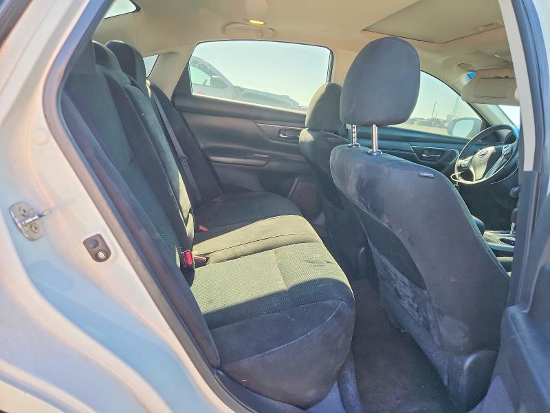 2015 Nissan Altima მანქანა იყიდება აუქციონზე, vin: 1N4AL3AP9FC436318, აუქციონის ნომერი: 61911246