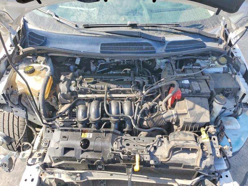 60845646 :رقم المزاد ، 3FADP4FJ1FM196935 vin ، 2015 Ford Fiesta مزاد بيع