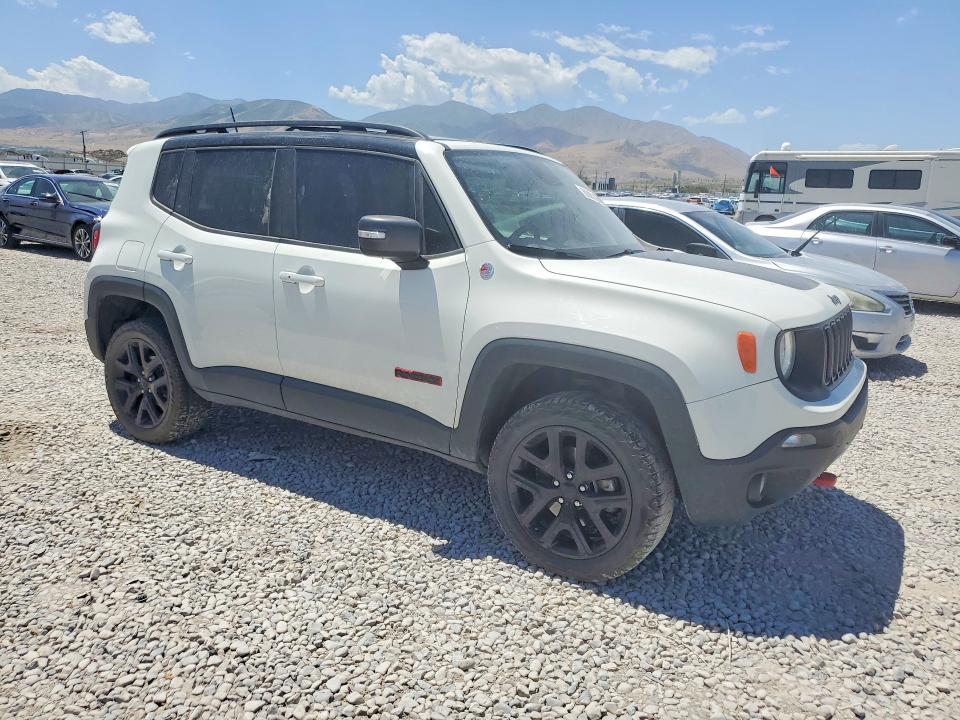 60085766 :رقم المزاد ، ZACNJBC16KPK09935 vin ، 2019 Jeep Renegade مزاد بيع