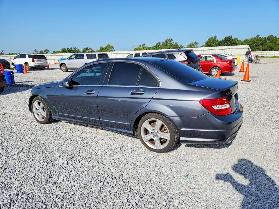 Продажа на аукционе авто 2014 Mercedes-benz C, vin: WDDGF4HB1EA960414, номер лота: 61549386