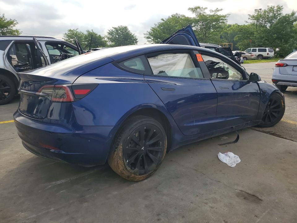60438896 :رقم المزاد ، 5YJ3E1EA3NF187359 vin ، 2022 Tesla Model 3 مزاد بيع