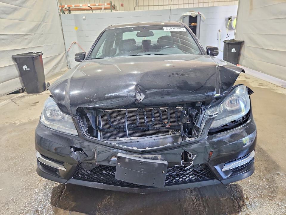 Aukcja sprzedaży 2012 Mercedes-benz C, vin: WDDGF8BB2CR198077, numer aukcji: 61025296