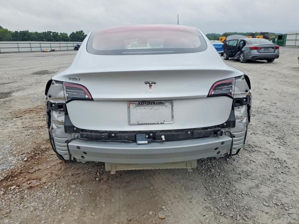 Продажа на аукционе авто 2018 Tesla Model 3, vin: 5YJ3E1EA0JF030639, номер лота: 60625006