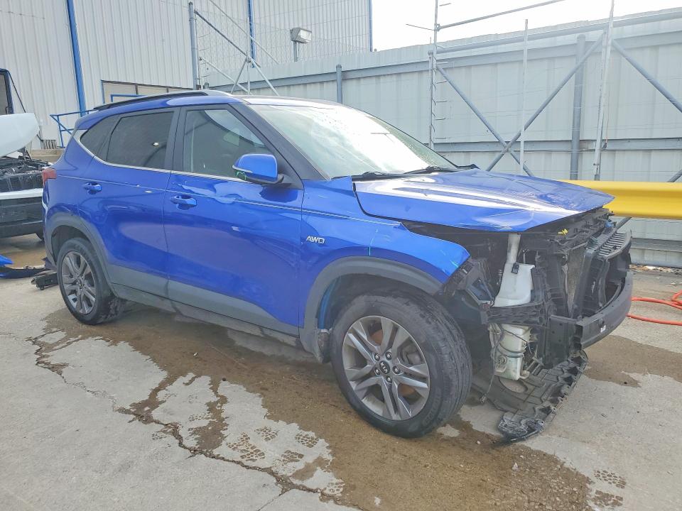 60385686 :رقم المزاد ، KNDEUCAA9M7178845 vin ، 2021 Kia Seltos مزاد بيع