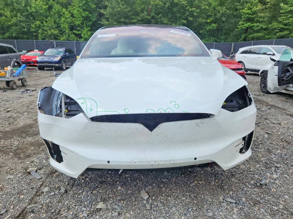 Продаж на аукціоні авто 2018 Tesla Model X, vin: 5YJXCBE24JF116803, номер лоту: 61958766