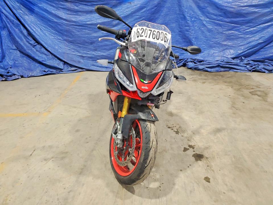 Продажа на аукционе авто 2022 Aprilia Tuono V4, vin: ZD4KZUB0XNS000350, номер лота: 62076006