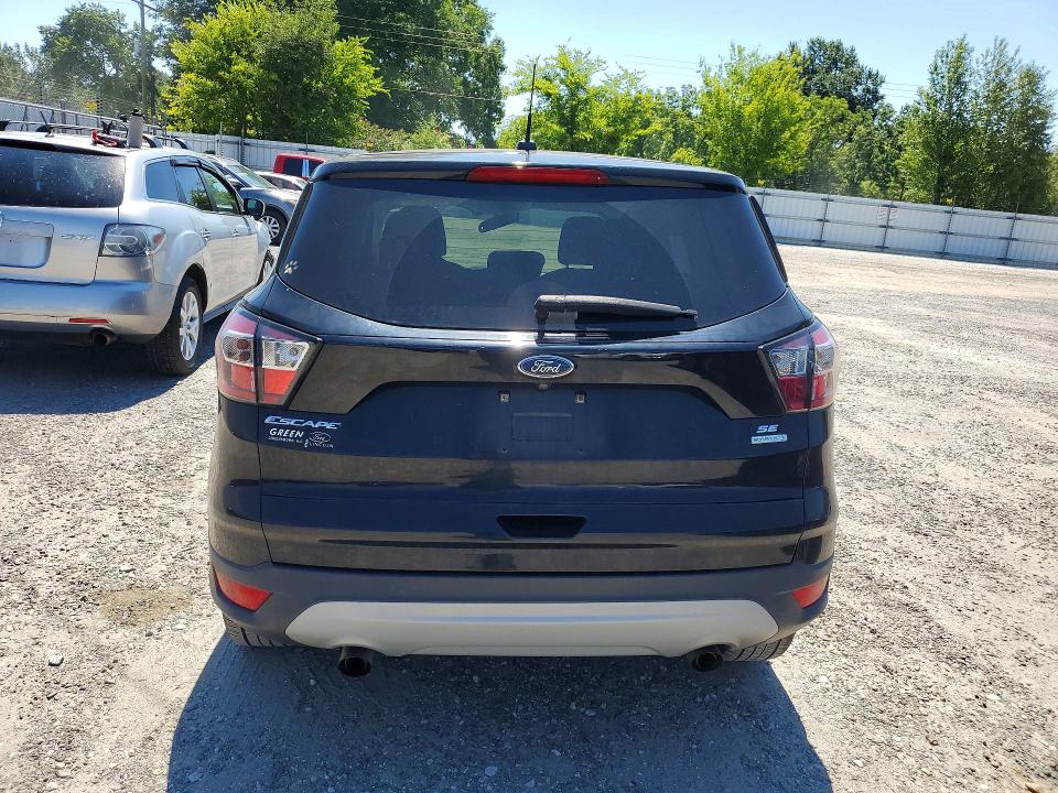 2017 Ford Escape მანქანა იყიდება აუქციონზე, vin: 1FMCU0GD7HUC42603, აუქციონის ნომერი: 63015106