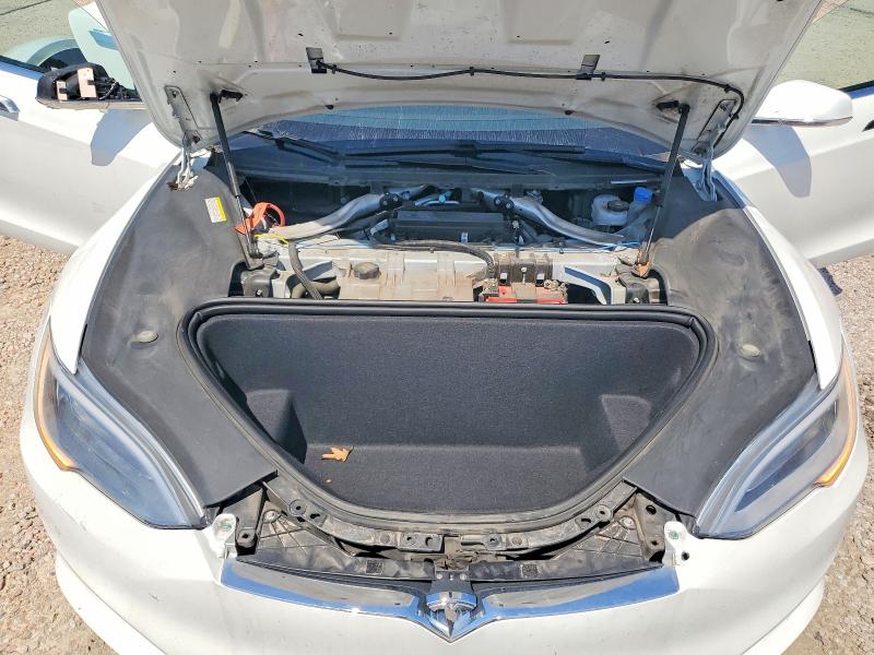 63232426 :رقم المزاد ، 5YJSA1E24JF252407 vin ، 2018 Tesla Model S مزاد بيع
