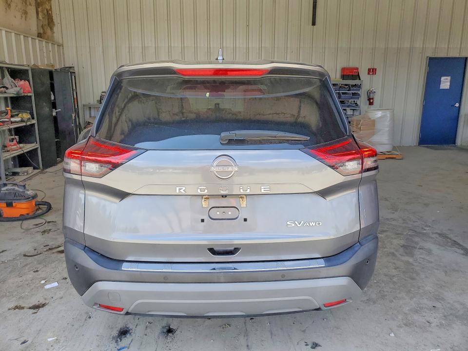 60194776 :رقم المزاد ، 5N1BT3BBXNC672181 vin ، 2022 Nissan Rogue مزاد بيع