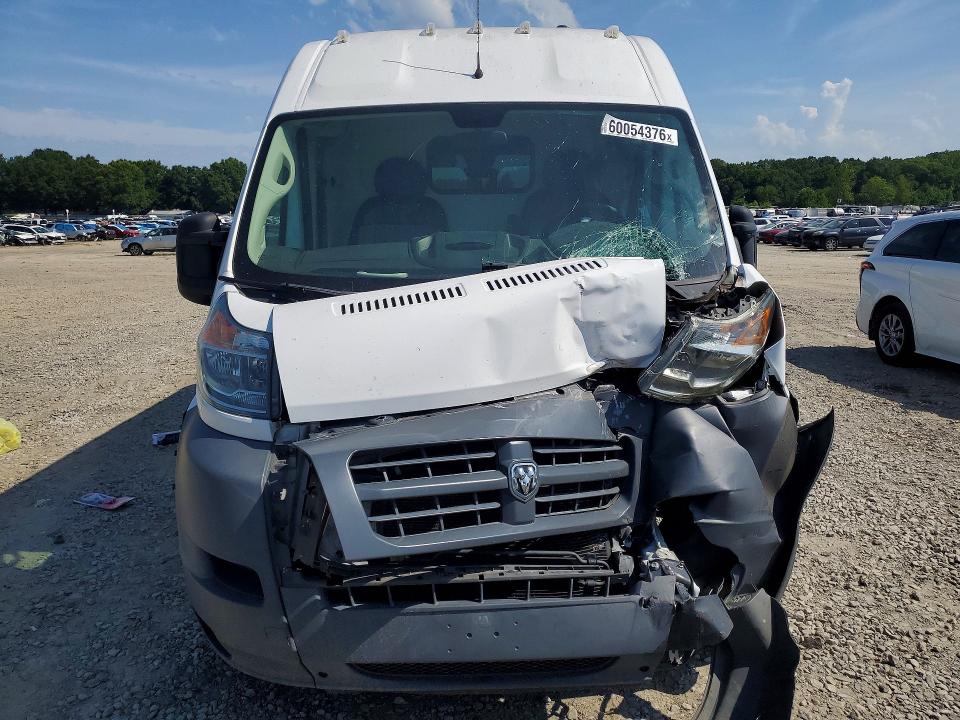 60054376 :رقم المزاد ، 3C6TRVBG3JE135788 vin ، 2018 Ram Promaster 1500 مزاد بيع