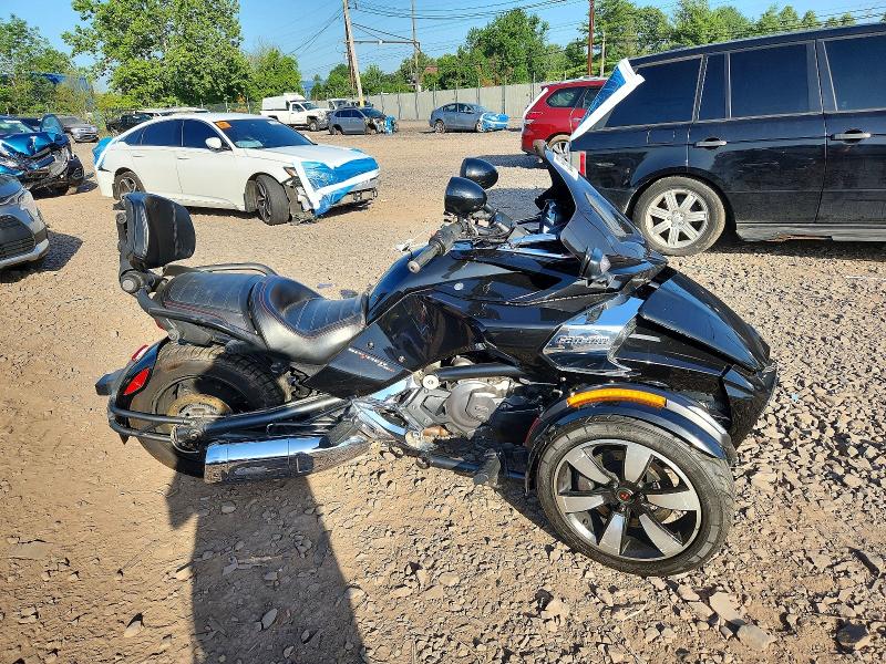 58691986 :رقم المزاد ، 2BXRDDD28FV003992 vin ، 2015 Can-am Spyder Roadster مزاد بيع