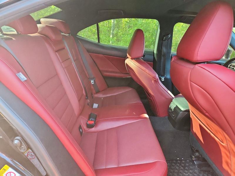 62140546 :رقم المزاد ، JTHCF1D28F5017541 vin ، 2015 Lexus Is مزاد بيع