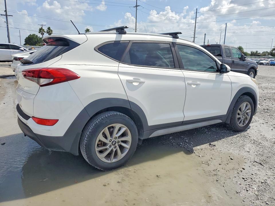 62091606 :رقم المزاد ، KM8J33A4XHU488372 vin ، 2017 Hyundai Tucson مزاد بيع