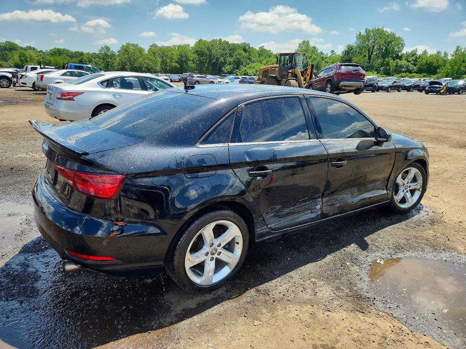 Aukcja sprzedaży 2018 Audi A3, vin: WAUB8GFFXJ1031528, numer aukcji: 59253216