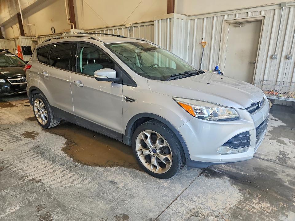 2013 Ford Escape მანქანა იყიდება აუქციონზე, vin: 1FMCU9J90DUB56326, აუქციონის ნომერი: 61402896
