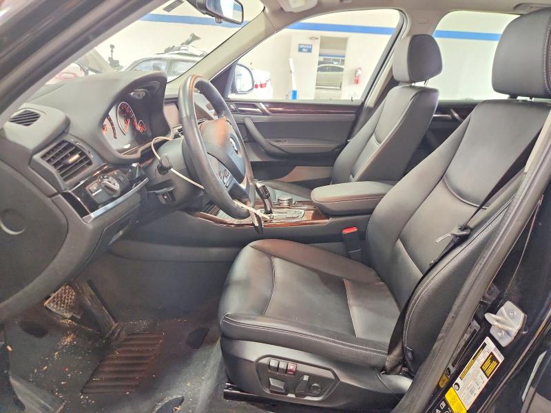 61581786 :رقم المزاد ، 5UXWX9C59F0D60511 vin ، 2015 Bmw X3 مزاد بيع
