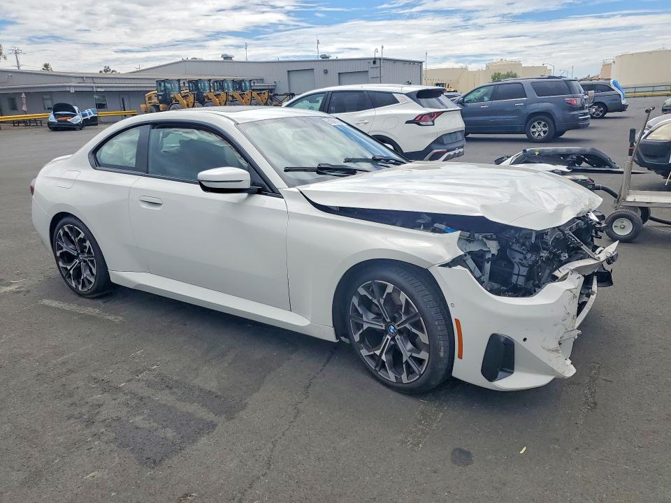 2026 Bmw 230i მანქანა იყიდება აუქციონზე, vin: 3MW23CM03T8G18318, აუქციონის ნომერი: 61806336