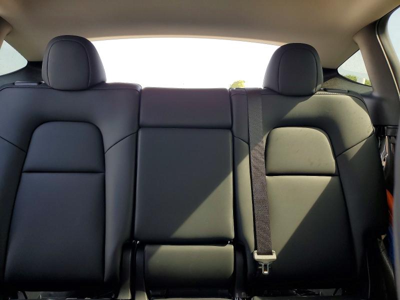 61768686 :رقم المزاد ، 7SAYGDEE1RA245625 vin ، 2024 Tesla Model Y مزاد بيع