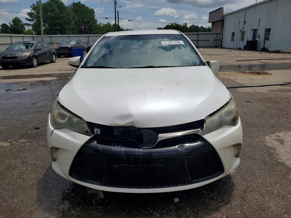 Продажа на аукционе авто 2016 Toyota Camry, vin: 4T1BF1FK4GU261149, номер лота: 61207456