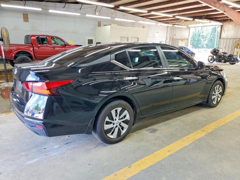 61033066 :رقم المزاد ، 1N4BL4BV6SN345304 vin ، 2025 Nissan Altima مزاد بيع