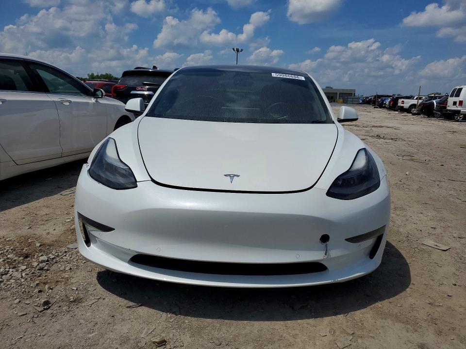 2022 Tesla Model 3 მანქანა იყიდება აუქციონზე, vin: 5YJ3E1EA5NF111979, აუქციონის ნომერი: 59086686