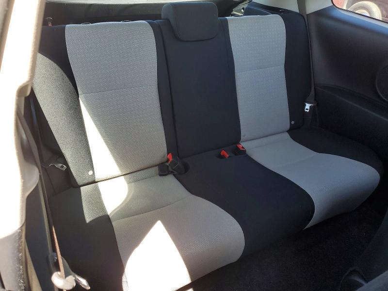 60640896 :رقم المزاد ، JTDJTUD32CD505266 vin ، 2012 Toyota Yaris مزاد بيع