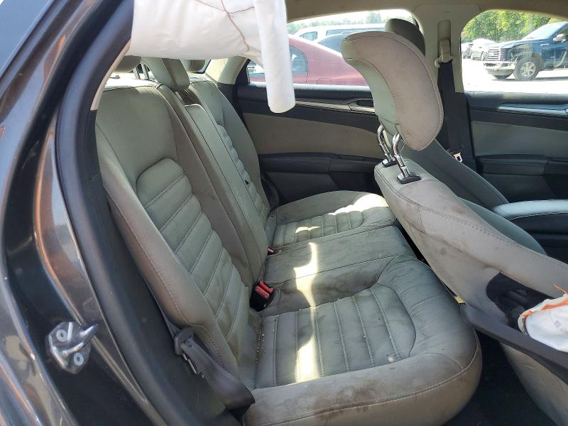 60372836 :رقم المزاد ، 3FA6P0G77FR119851 vin ، 2015 Ford Fusion مزاد بيع