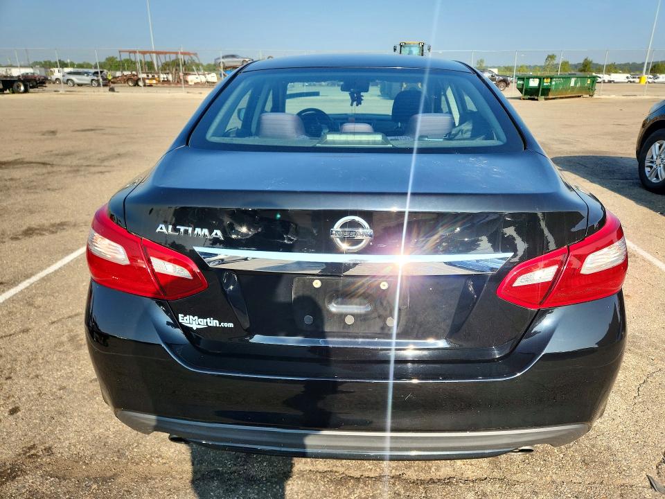 62970456 :رقم المزاد ، 1N4AL3AP7JC247790 vin ، 2018 Nissan Altima مزاد بيع