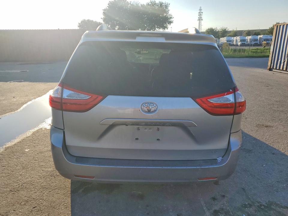 Продаж на аукціоні авто 2015 Toyota Sienna, vin: 5TDKK3DC3FS570847, номер лоту: 60381756