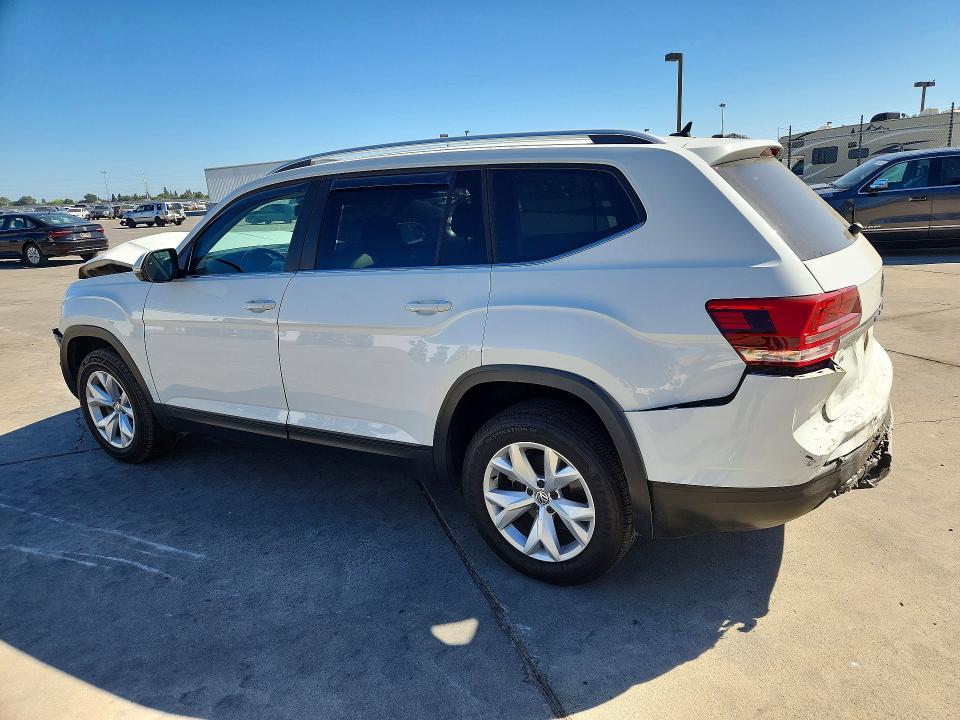 59387426 :رقم المزاد ، 1V2CR2CA4JC563537 vin ، 2018 Volkswagen Atlas مزاد بيع