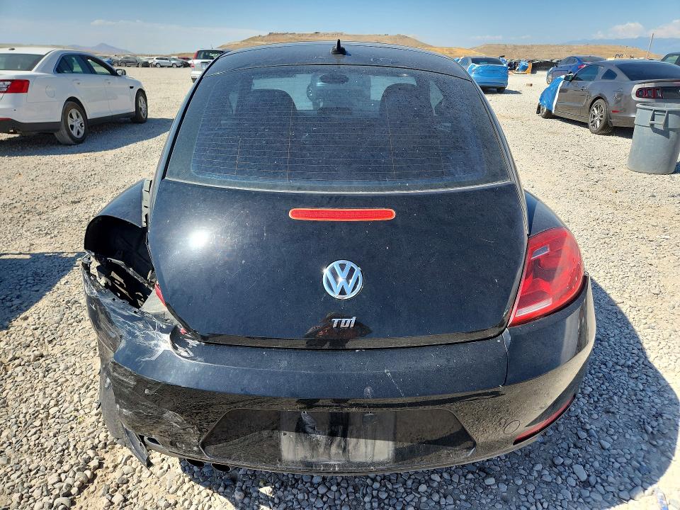 62072486 :رقم المزاد ، 3VWJL7AT8DM619457 vin ، 2013 Volkswagen Beetle مزاد بيع
