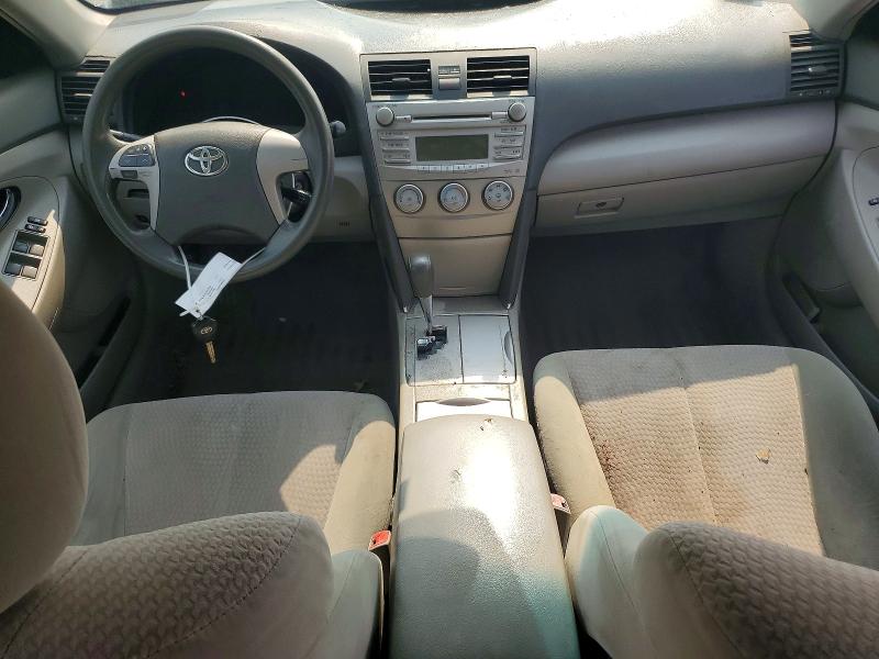 60506276 :رقم المزاد ، 4T4BF3EK2AR043611 vin ، 2010 Toyota Camry مزاد بيع