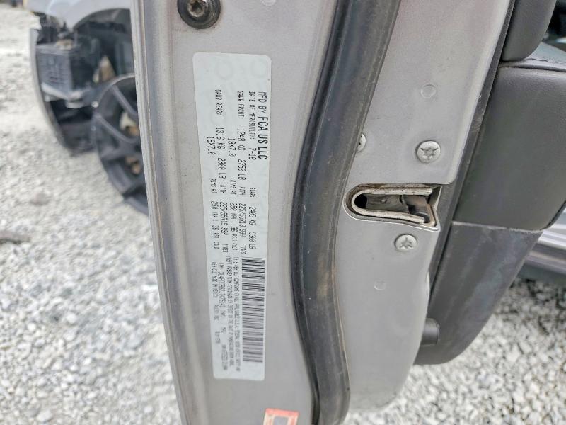 61127686 :رقم المزاد ، 3C4PDCBB2JT475141 vin ، 2018 Dodge Journey مزاد بيع