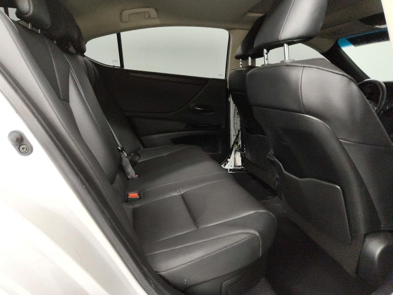 2025 Lexus Es 300h მანქანა იყიდება აუქციონზე, vin: 58ADA1C10SU067397, აუქციონის ნომერი: 58302126