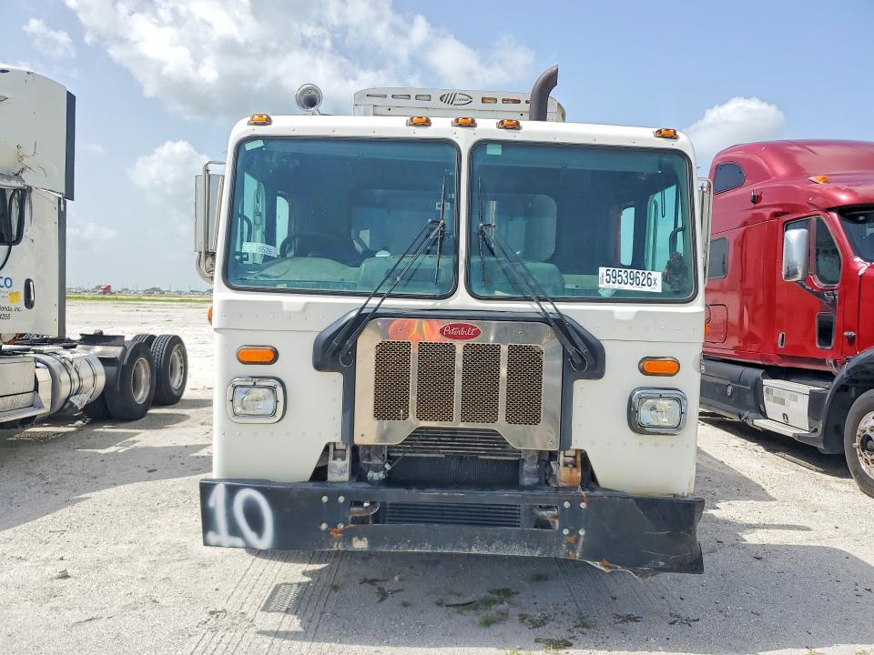 Продажа на аукционе авто 2019 Peterbilt 520, vin: 3BPDLJ0X1KF103041, номер лота: 59539626