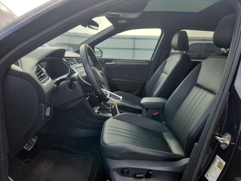 61392246 :رقم المزاد ، 3VVCB7AX2PM137512 vin ، 2023 Volkswagen Tiguan مزاد بيع