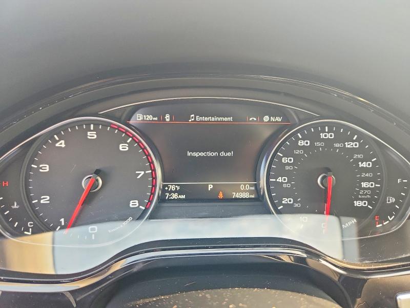 61866476 :رقم المزاد ، WAU32AFD4FN030165 vin ، 2015 Audi A8 مزاد بيع