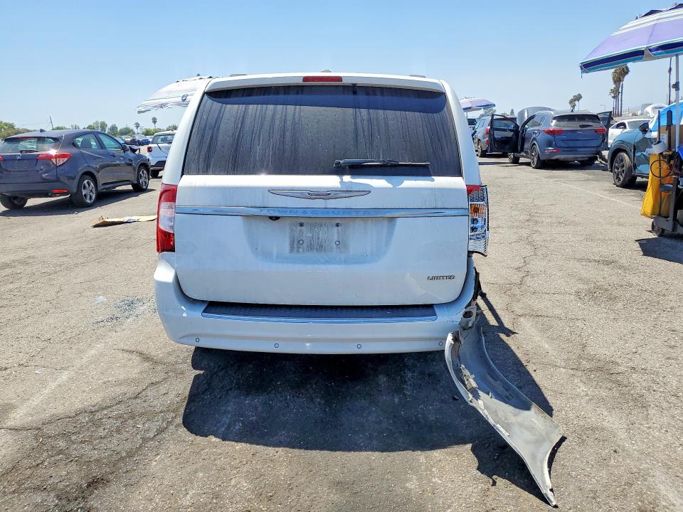 62954966 :رقم المزاد ، 2C4RC1GG4GR200600 vin ، 2016 Chrysler Town & Country مزاد بيع