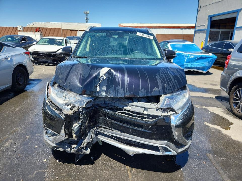 2020 Mitsubishi Outlander მანქანა იყიდება აუქციონზე, vin: JA4AD3A34LZ030731, აუქციონის ნომერი: 62165216